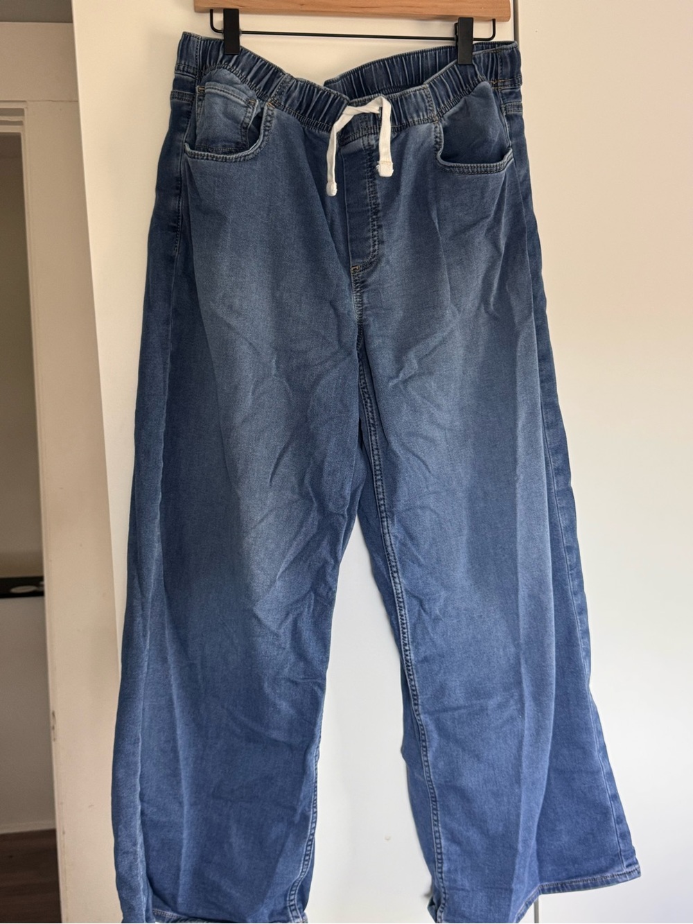 Gap easy pull on jeans - med blue